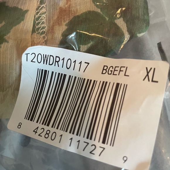 Anthropologie Opt Felicity and floral dress - Picture 13 of 15